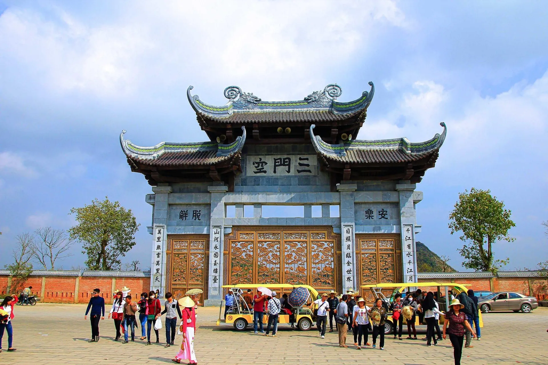 Hành hương về chùa Bái Đính - Chốn thanh yên đất Ninh Bình Hành hương về chùa Bái Đính Chốn thanh yên đất Ninh Bình