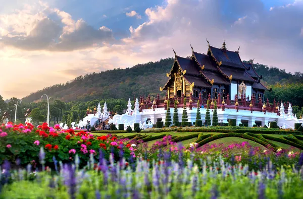 Kinh nghiệm đi Chiang Mai dịp lễ hội thả đèn trời