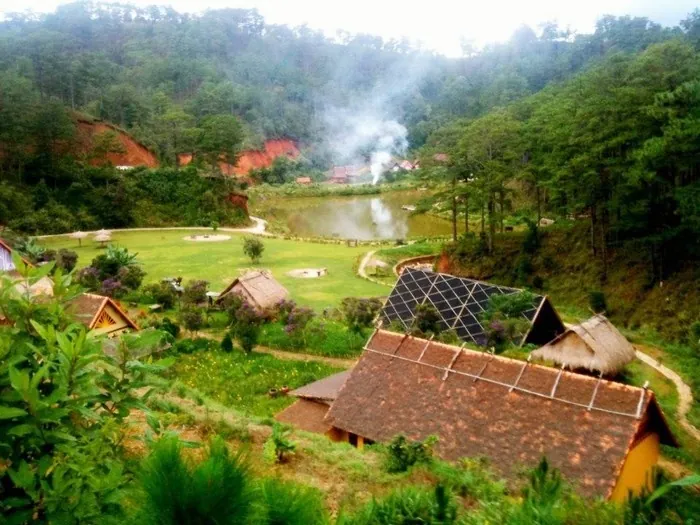 Làng Cù Lần - Tìm về miền cổ tích chốn rừng sâu Làng Cù Lần tìm về miền cổ tích chốn rừng sâu