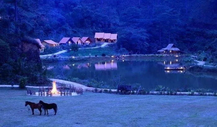 Làng Cù Lần - Tìm về miền cổ tích chốn rừng sâu Làng Cù Lần tìm về miền cổ tích chốn rừng sâu