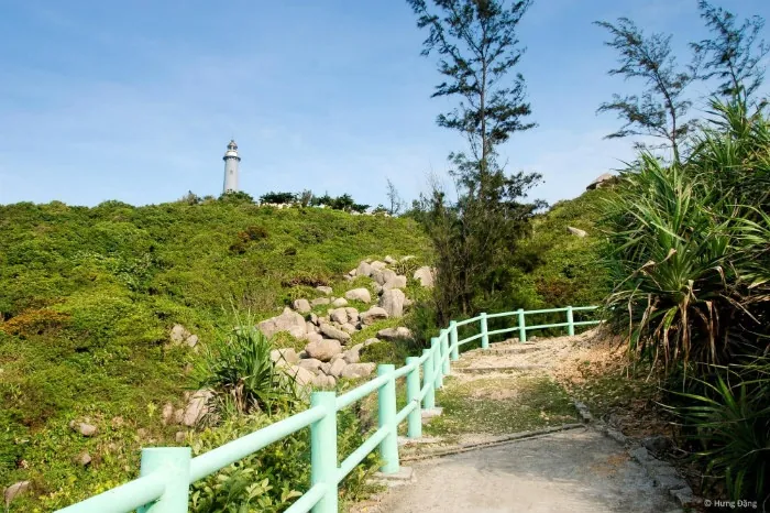 Mũi Điện - Nơi đón tia nắng bình minh đầu tiên trên đất Việt Mũi Điện Nơi đón tia nắng bình minh đầu tiên trên đất Việt