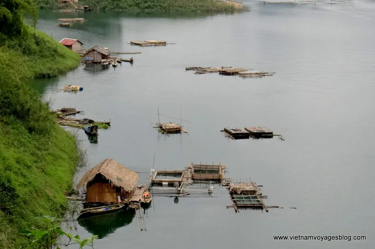 Thung Nai Vịnh Hạ Long ở trên cao