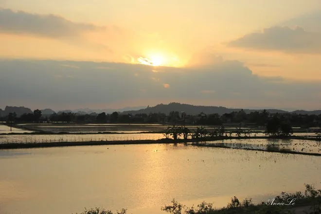 Du lịch đầm Vân Long ngắm hoàng hôn tĩnh lặng Hoàng hôn tĩnh lặng trên đầm Vân Long