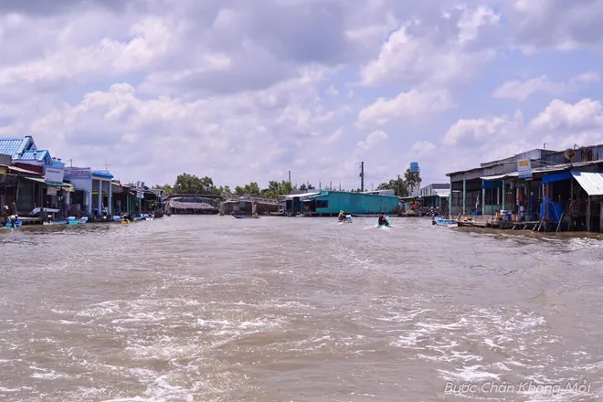 Những trải nghiệm thú vị khi đi du lịch miền Tây Những trải nghiệm thú vị khi đi du lịch miền Tây