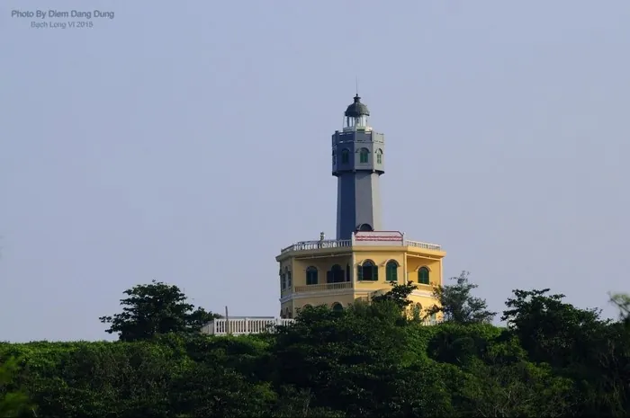 Bạch Long Vĩ - Hòn đảo tiền tiêu nơi địa đầu Tổ Quốc Bạch Long Vĩ Hòn đảo tiền tiêu nơi địa đầu Tổ Quốc