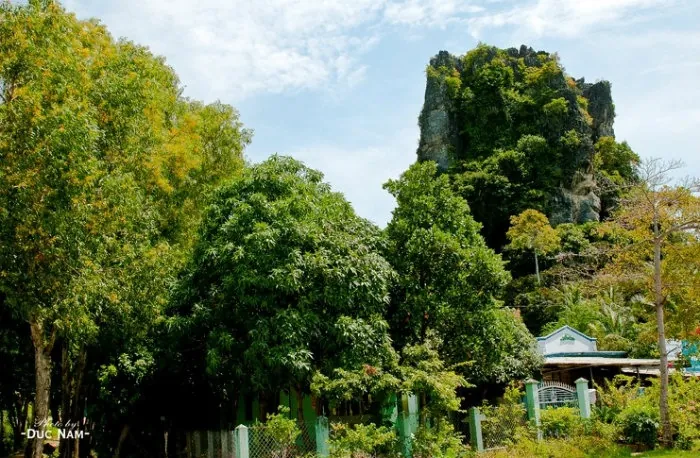 Có gì chơi ở Hà Tiên - Hồn thơ miền Tây Nam Tổ Quốc CÓ GÌ CHƠI Ở HÀ TIÊN HỒN THƠ MIỀN TÂY NAM TỔ QUỐC