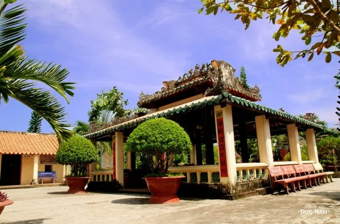 Có gì chơi ở Hà Tiên - Hồn thơ miền Tây Nam Tổ Quốc CÓ GÌ CHƠI Ở HÀ TIÊN HỒN THƠ MIỀN TÂY NAM TỔ QUỐC