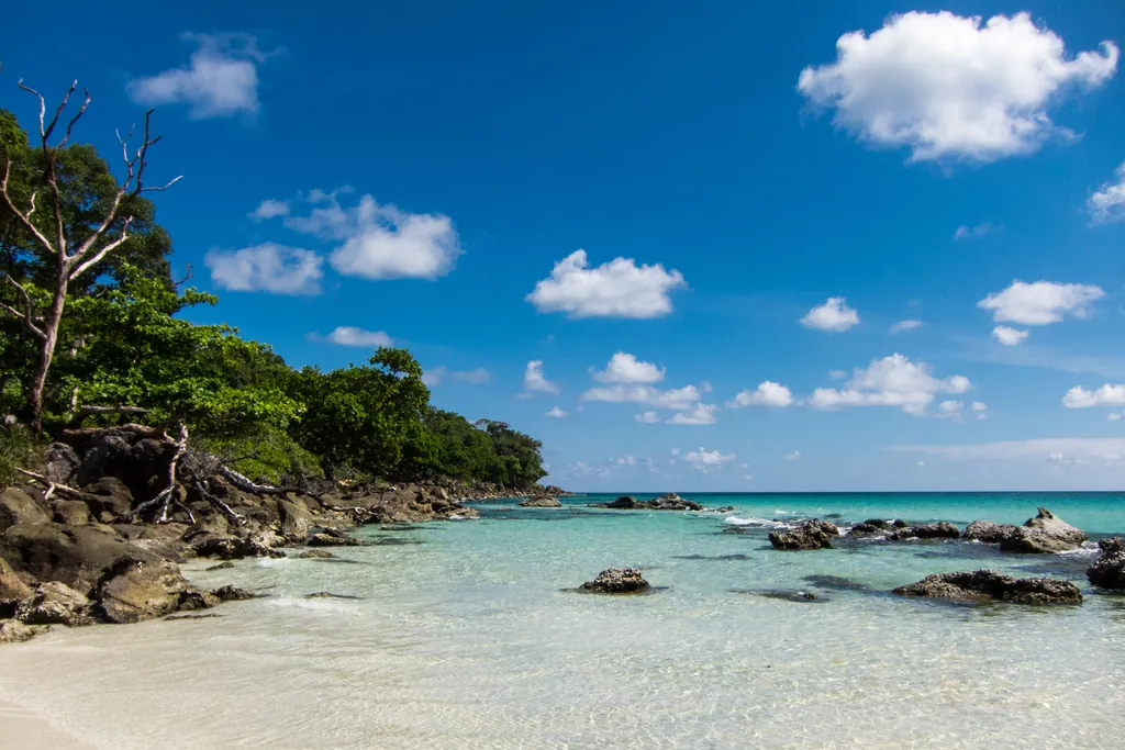 Đảo Koh Rong - Điểm đến hút khách trong kỳ nghỉ lễ năm nay Đảo Koh Rong điểm đến hot nhất trong kỳ nghỉ lễ năm nay
