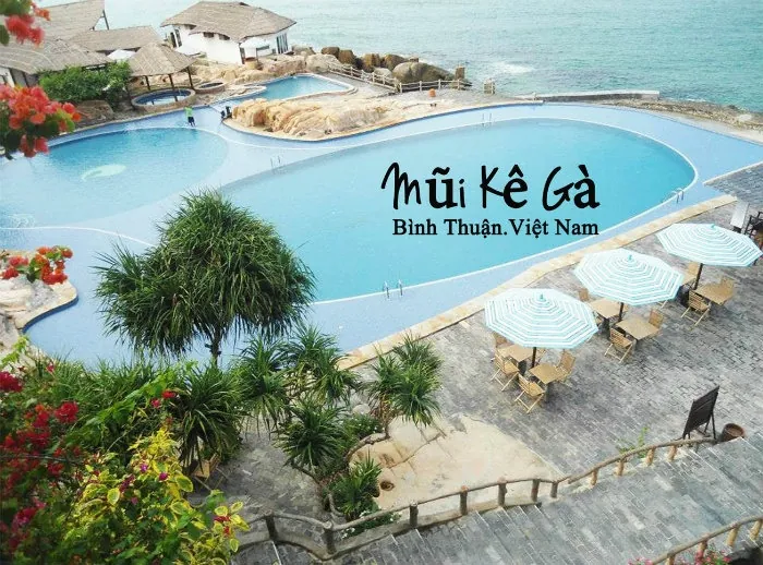 Độc đáo hồ bơi nổi trên bờ biển chỉ cách Sài Gòn 200Km