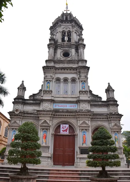 Du lịch Hà Nội tham quan 7 nhà thờ đẹp nổi tiếng Du lịch Hà Nội tham quan 7 nhà thờ đẹp nổi tiếng