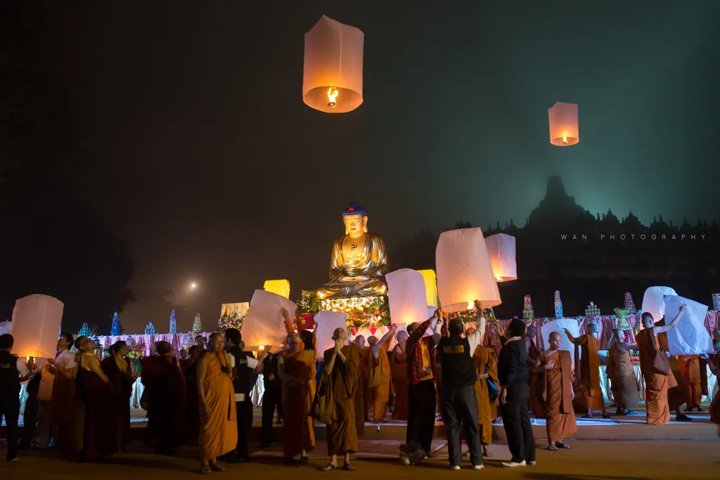 Du lịch Indonesia khám phá vẻ đẹp độc đáo của ngôi đền Borobudur