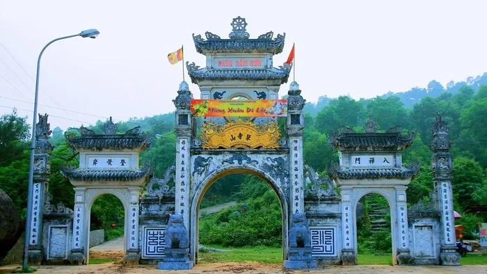 Hành trình khám phá bức tranh sơn thủy Hà Tĩnh Hành trình khám phá bức tranh sơn thủy Hà Tĩnh