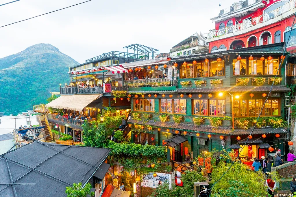 Du lịch Đài Loan thăm làng cổ Jiufen ngắm cảnh đẹp cổ tích Làng cổ Jiufen vùng đất cổ tích của du lịch Đài Loan