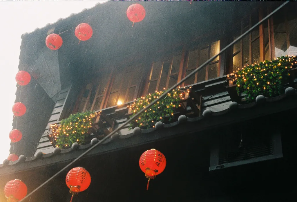 Du lịch Đài Loan thăm làng cổ Jiufen ngắm cảnh đẹp cổ tích Làng cổ Jiufen vùng đất cổ tích của du lịch Đài Loan
