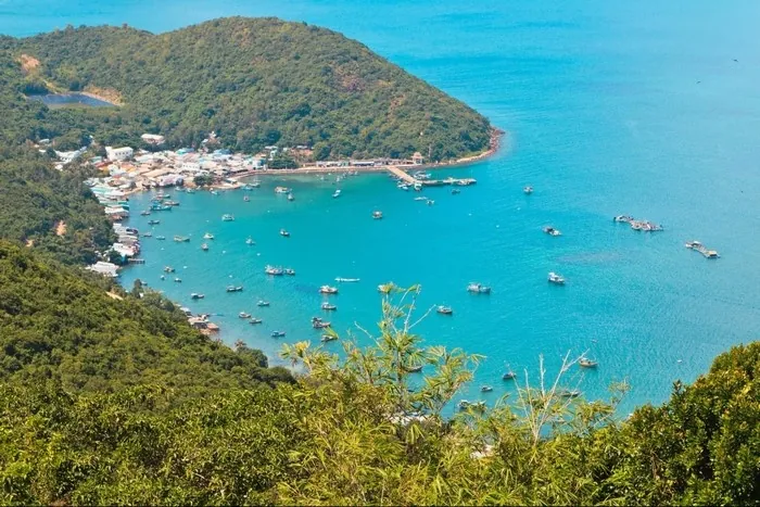 Nam Du - Nàng tiên cá ẩn mình giữa lòng đại dương xanh thẳm Nam Du Nàng tiên cá ẩn mình giữa lòng đại dương xanh thẳm
