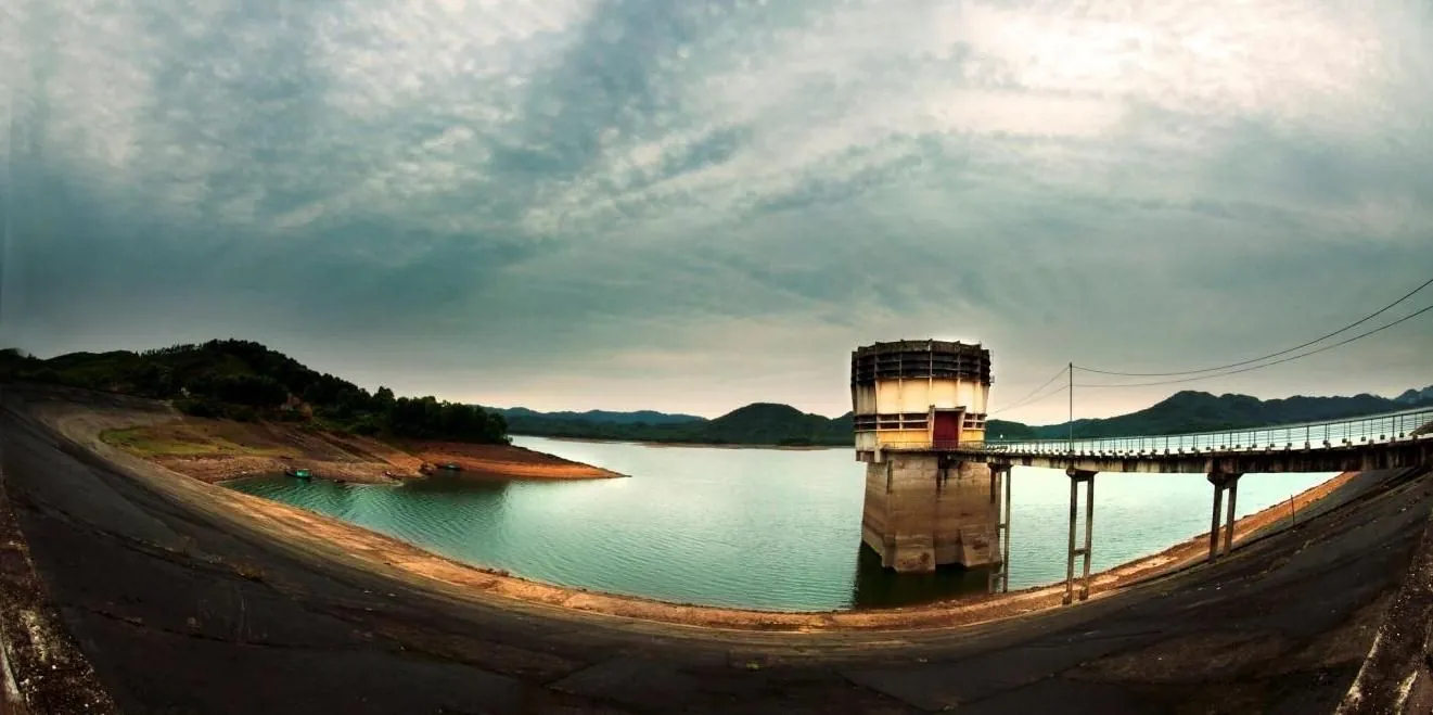 Nét đẹp lãng du hồ Kẻ Gỗ Nét đẹp lãng du hồ Kẻ Gỗ