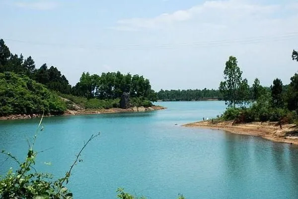Nét đẹp lãng du hồ Kẻ Gỗ Nét đẹp lãng du hồ Kẻ Gỗ