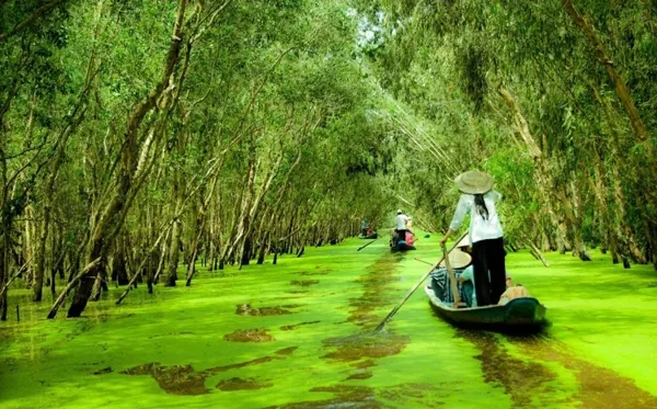 Những chuyến đi trong nước bạn nên thực hiện trước tuổi 30 Những chuyến đi trong nước bạn nên thực hiện trước tuổi 30