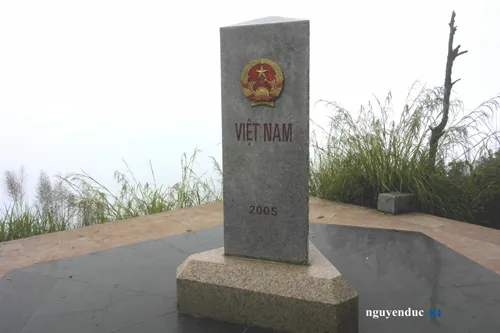 Những cột mốc đặc biệt trên biên giới đất liền Những cột mốc đặc biệt trên biên giới đất liền