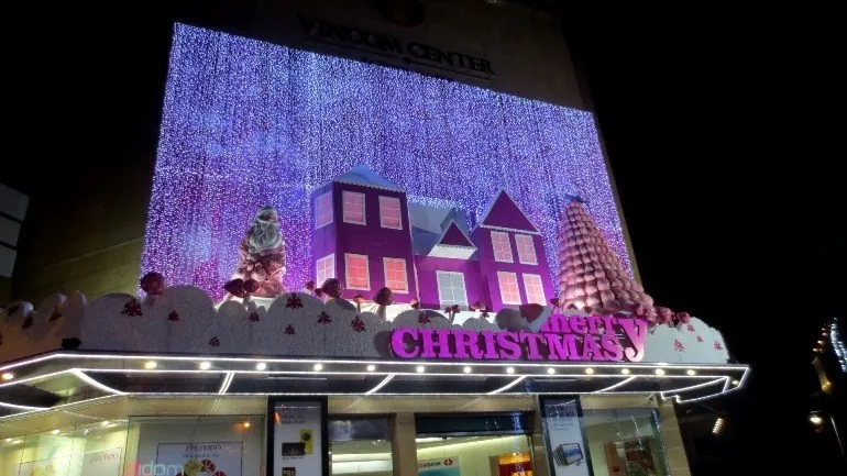 Noel và những điểm đến không thể tuyệt vời hơn giữa lòng Hà Nội Noel và những điểm đến không thể tuyệt vời hơn giữa lòng Hà Nội