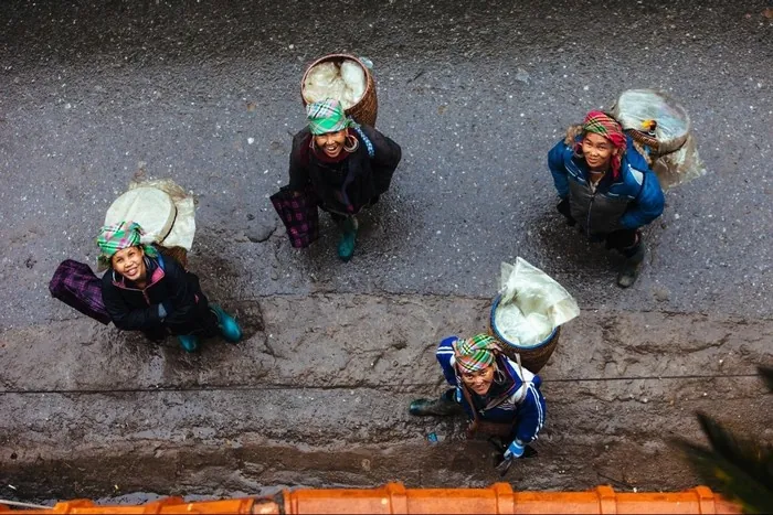Nước đổ và em thơ, ngẩn ngơ dạ khúc tháng 5 ở SaPa