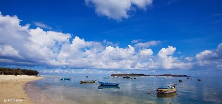 Tạm xa lánh phố thị để tìm về Phú Quý hoang sơ