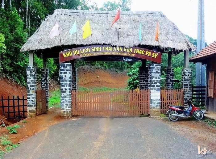 Thác Pa Sỹ - Tuyệt cảnh giữa đại ngàn tây nguyên hùng vĩ Thác Pa Sỹ Tuyệt cảnh giữa đại ngàn tây nguyên hùng vĩ