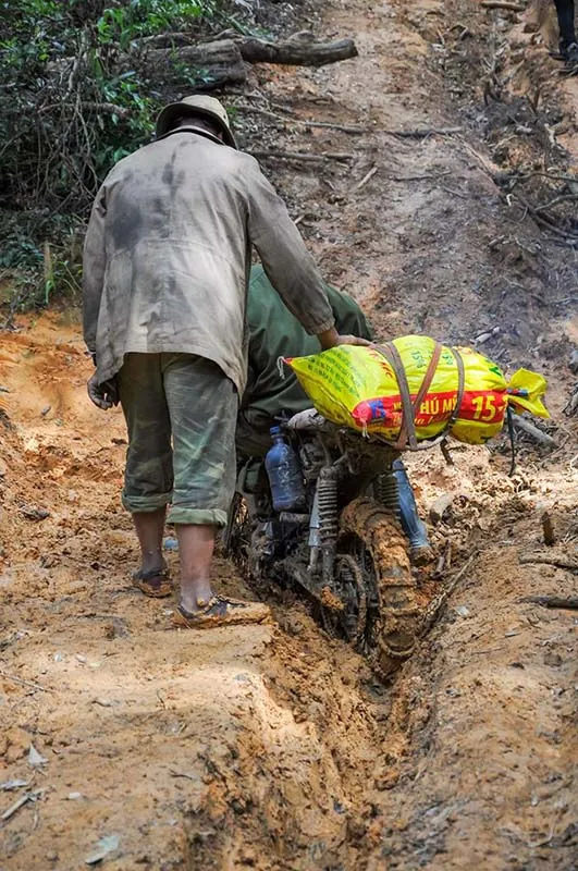Trekking Tà Năng - Phan Dũng - Bước đến thiên đường Trekking Tà Năng Phan Dũng Bước đến thiên đường