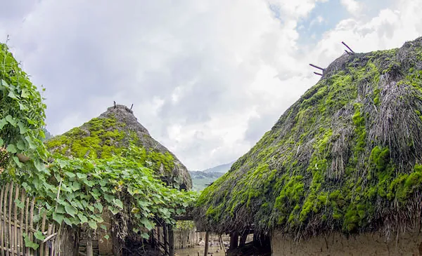 Vẻ đẹp nhà trình tường ở Y Tý