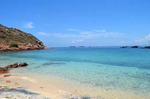 Khám phá vẻ đẹp hút hồn ở đảo Hòn Khô Quy Nhơn