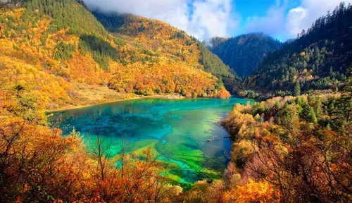 Tháng 10, lên đường tới thiên đường hạ giới Cửu Trại Câu Tháng 10, lên đường tới thiên đường hạ giới Cửu Trại Câu