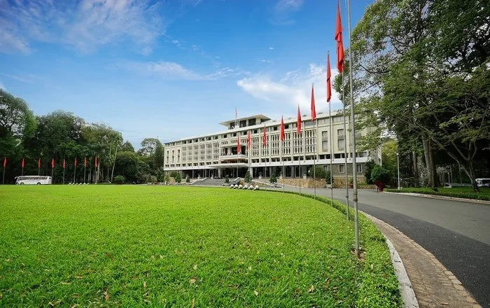 Dinh Độc Lập – Nơi phải đến khi du lịch Sài Gòn