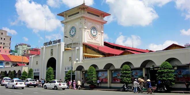 Khám phá khu chợ đêm Bến Thành