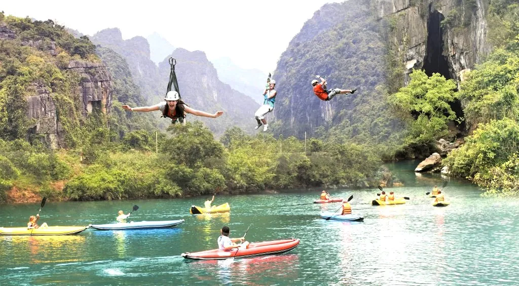 Du lịch Quảng Bình khám phá Sông Chày – Hang Tối