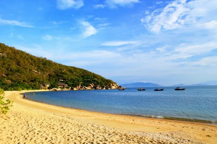 Thả hồn phiêu lãng bên bờ vịnh Ninh Vân