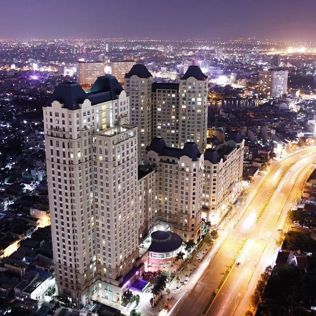 Thành phố Hồ Chí Minh đẹp lạ qua ống kính Instagram