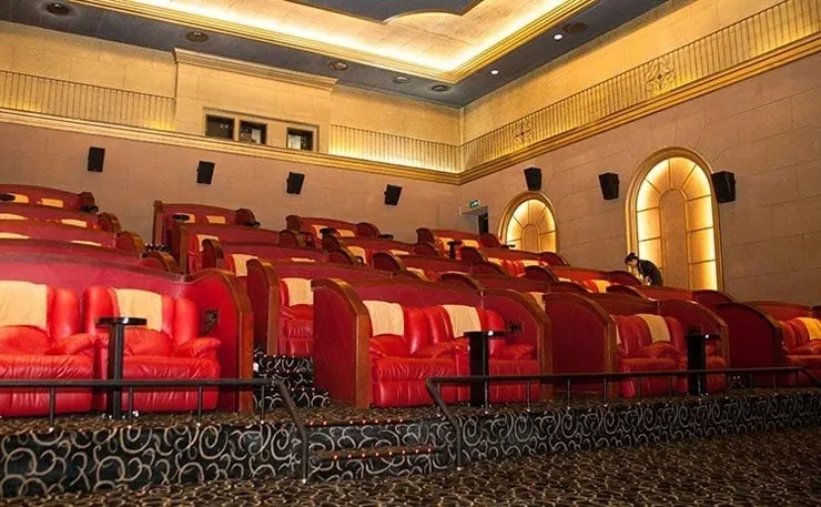 10 địa điểm vui chơi về đêm cho giới trẻ Sài Thành - Kỳ 1 Rạp chiếu phim ở Sài Gòn 2