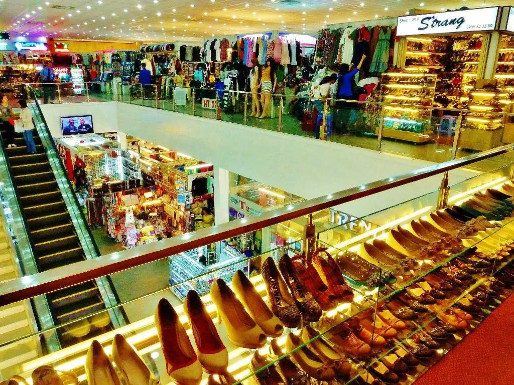 3 điểm mua sắm được lòng khách Tây ở Sài Gòn