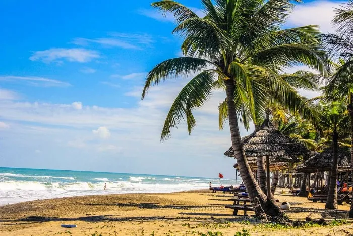 6 thành phố giáp biển nổi tiếng ở Việt Nam Biển Mỹ Khê