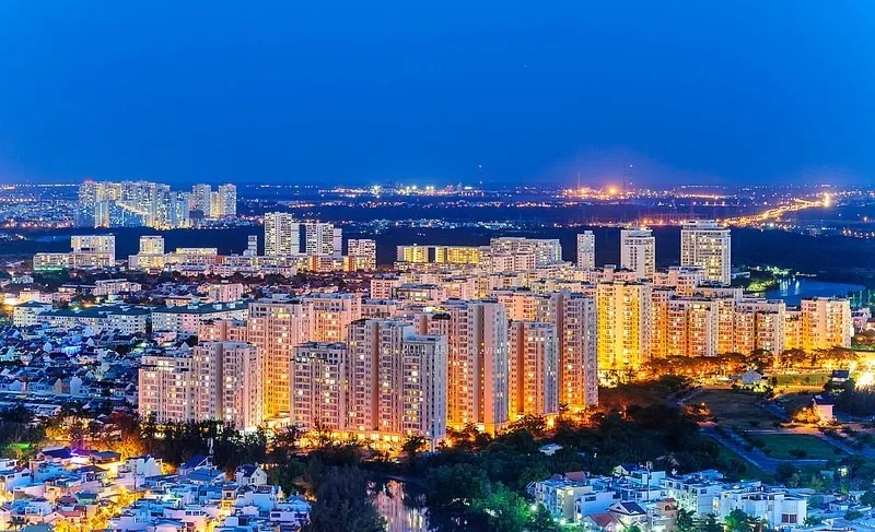 7 địa điểm đẹp tuyệt để đón giáng sinh tại Sài Gòn Một góc khu đô thị mới Phú Mỹ Hưng