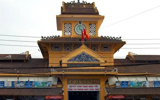 7 ngôi chợ thú vị ở Sài Gòn chợ nổi tiếng sài gòn