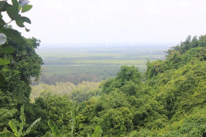 Chinh phục đỉnh núi Bà Đen Chinh phục đỉnh núi Bà Đen