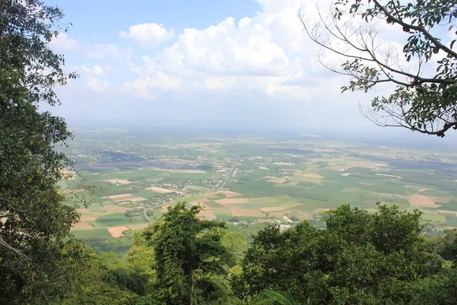 Chinh phục đỉnh núi Bà Đen Chinh phục đỉnh núi Bà Đen