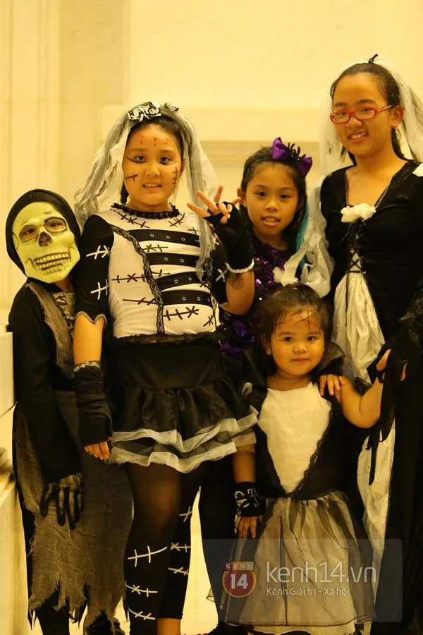 A - Z ăn chơi Halloween tại Sài Gòn - Phần 1 A Z ăn chơi Halloween tại Sài Gòn Phần 1
