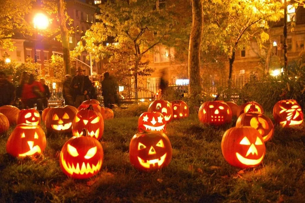 A - Z ăn chơi Halloween tại Sài Gòn - Phần 1 A Z ăn chơi Halloween tại Sài Gòn Phần 1