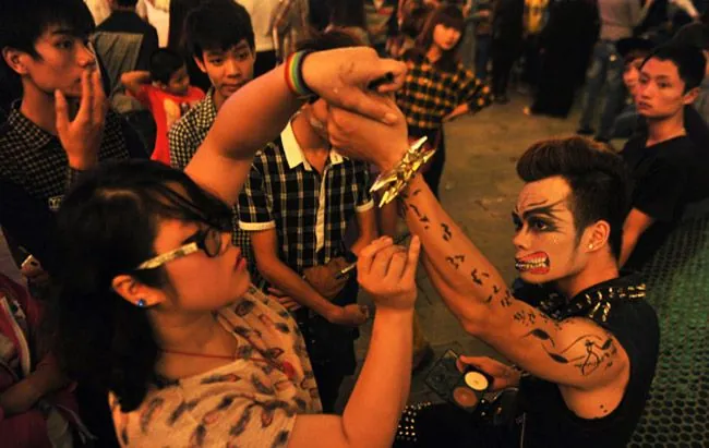 A - Z ăn chơi Halloween tại Sài Gòn - Phần 2 A Z ăn chơi Halloween tại Sài Gòn Phần 2
