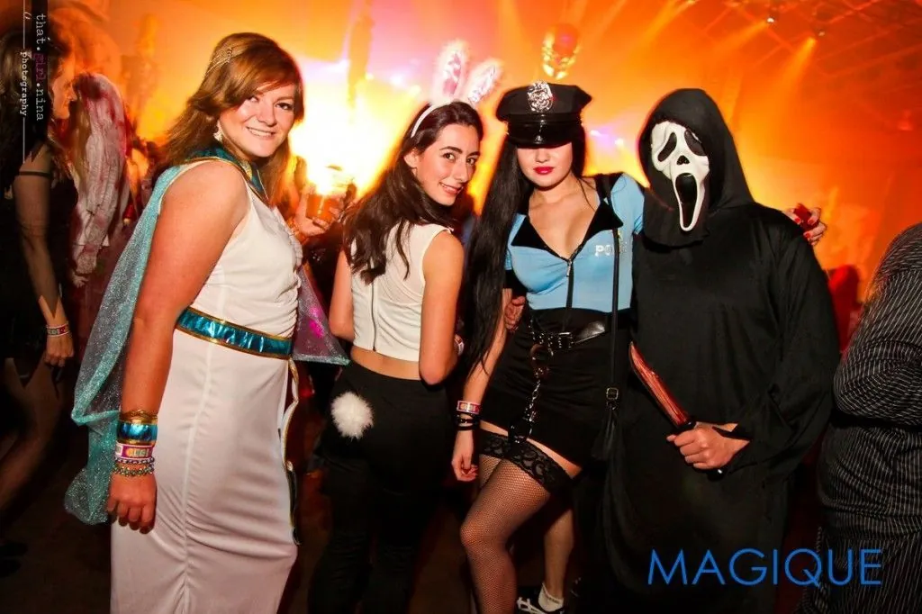 A - Z ăn chơi Halloween tại Sài Gòn - Phần 3 A Z ăn chơi Halloween tại Sài Gòn Phần 3