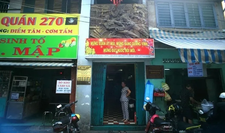 Bí mật về hầm vũ khí ngay giữa lòng Sài Gòn hiện đại Bí mật về hầm vũ khí ngay giữa lòng Sài Gòn hiện đại