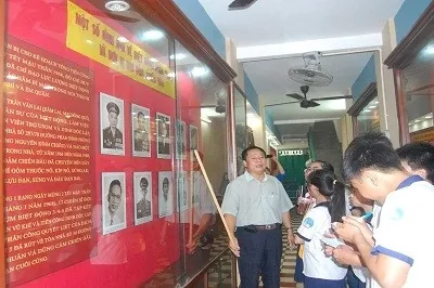 Bí mật về hầm vũ khí ngay giữa lòng Sài Gòn hiện đại Bí mật về hầm vũ khí ngay giữa lòng Sài Gòn hiện đại