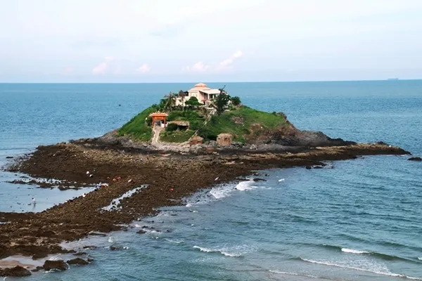Con đường xuyên biển độc nhất vô nhị ở Vũng Tàu Con đường xuyên biển độc nhất vô nhị ở Vũng Tàu